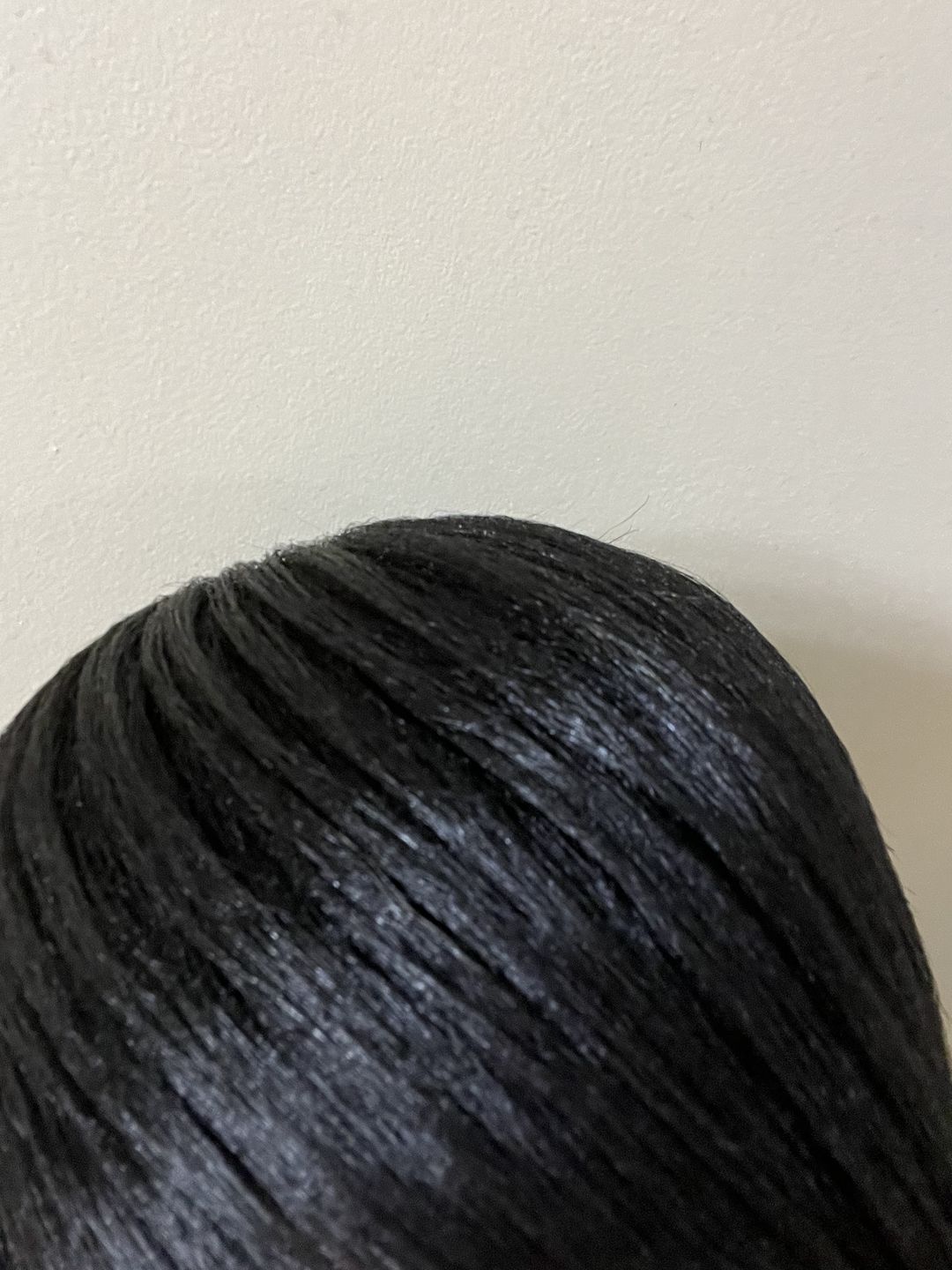 Customer photo review of Goddess Polish & Glow Shine Spray Lightweight Formula for Brilliant Shine