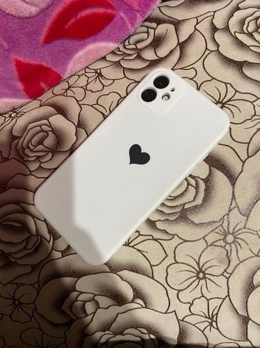 Customer photo review of Solid Color Love Heart iPhone Case