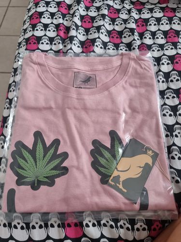 Customer photo review of Playera Happy & High