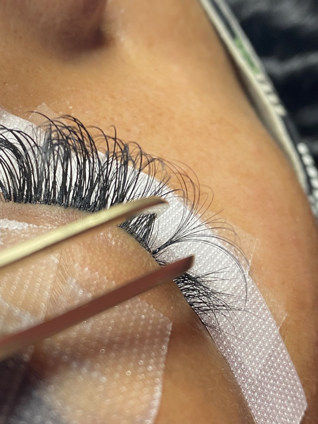 Customer photo review of Super Easy Fan Lash Extensions 0.05mm