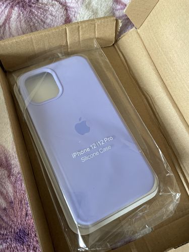 Customer photo review of iPhone Silicone Case (Lilac)
