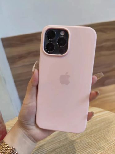 Customer photo review of iPhone Silicone Case (Pink Sand)