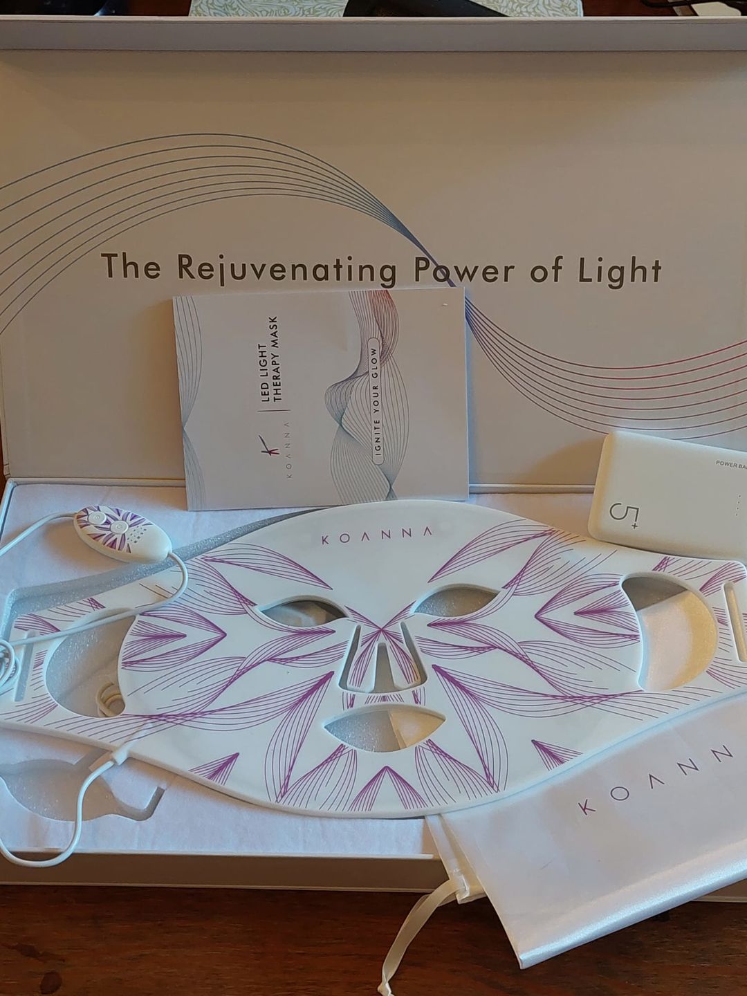Customer photo review of LED Light Therapy Mask