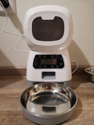 Customer photo review of 3.5L Automatic Pet Feeder Smart Food Dispenser For Cats Dogs Timer Stainless Steel Bowl  Auto Dog Cat Pet Feeding Pet Supplies