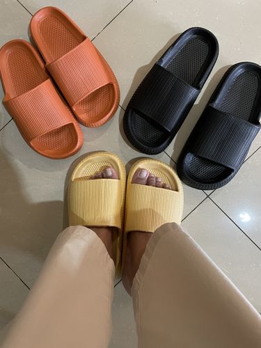 Customer photo review of ComfiiSlipper™ Air Slides