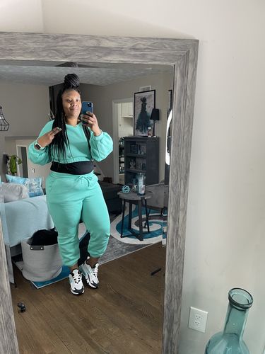 Customer photo review of Cindy Cropped Jogger Set (Mint)