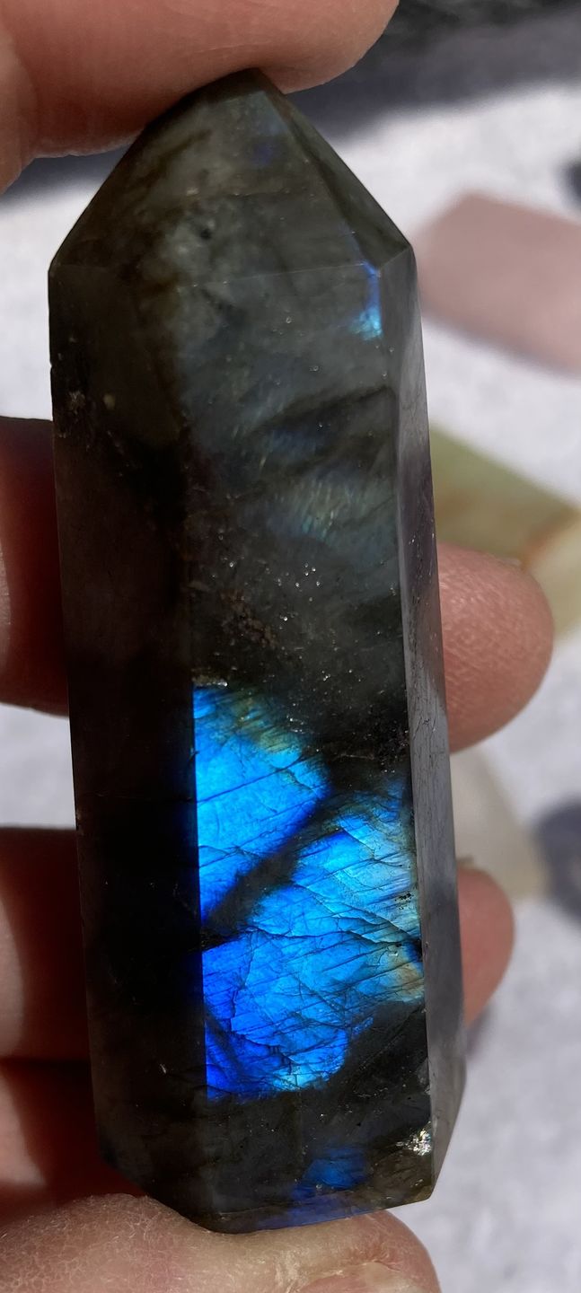 Customer photo review of 45 Crystal Super Pack - 16 Points, 9 Spheres & 20 Quartz Shards