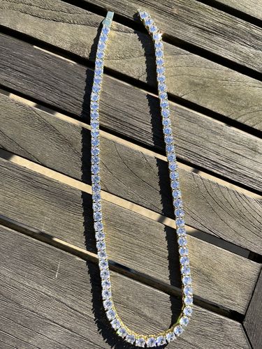 Customer photo review of ICE BREAKER. - 5MM 18K GOLD