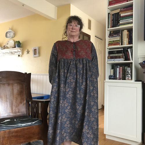 Customer photo review of PLUS Size - Vintage Spring Pocket Stitching Floral Dress