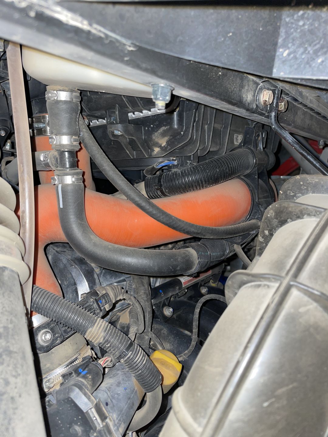 Customer photo review of RPM-SxS Can Am Maverick X3 Full Silicone Charge Tubes Kit R & RR