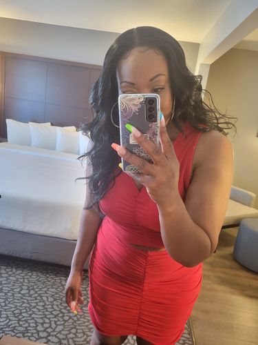 Customer photo review of Outre Perfect Hairline 13x6 Fully Hand-Tied Lace Front Wig Freya