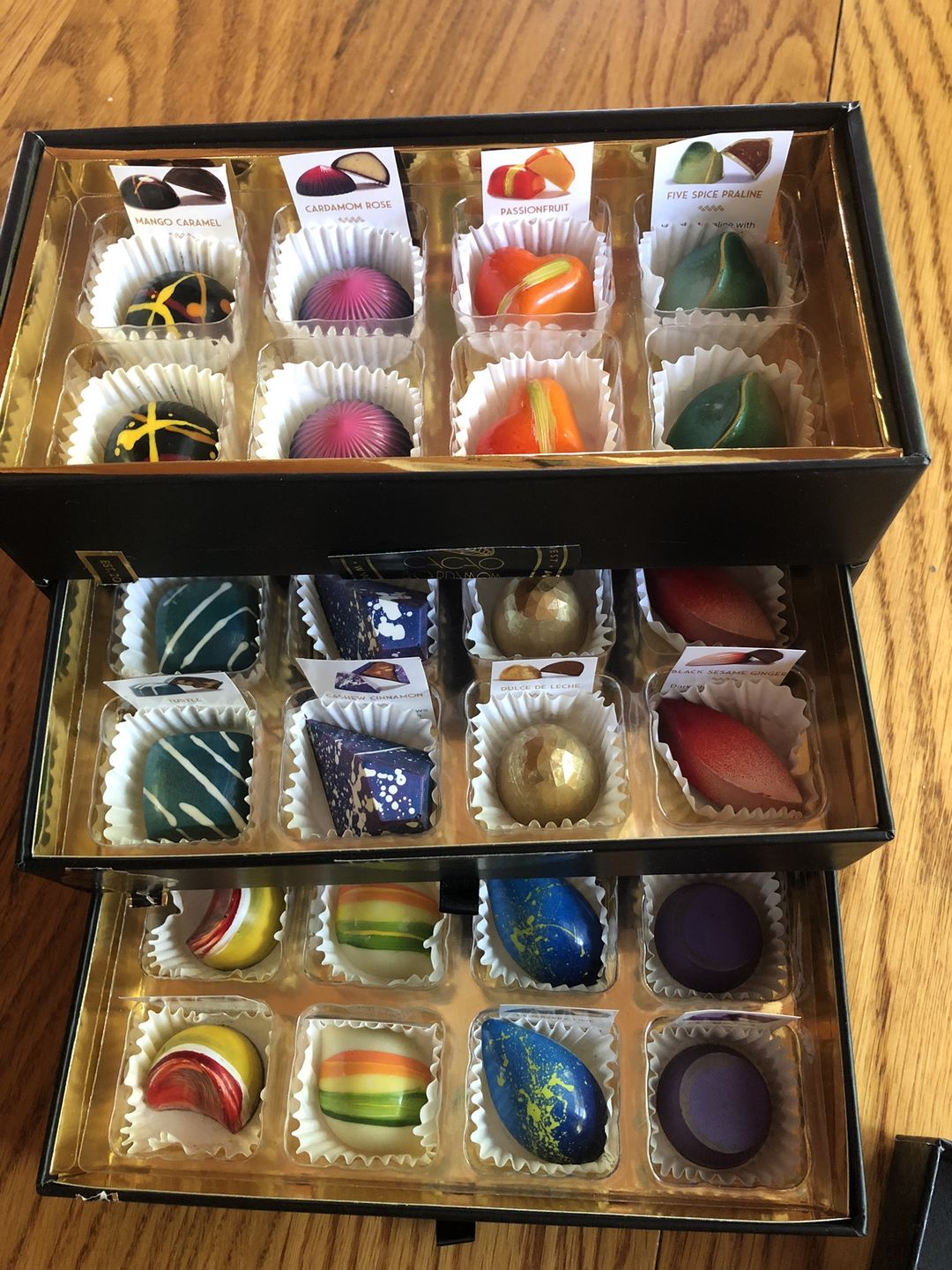 Customer photo review of The Jewelry Box, 24 Pieces