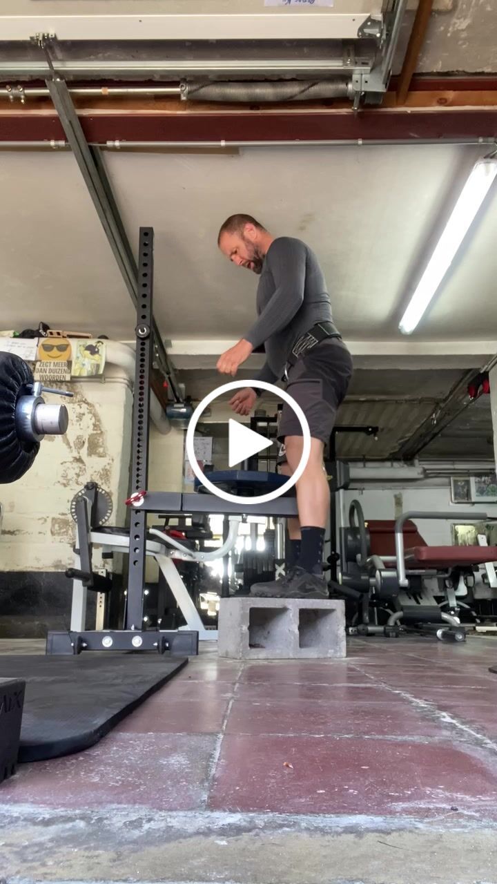 Customer video review of Belt squat attachment
