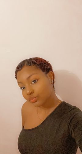 Customer photo review of Le vrai piercing Amaya