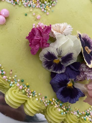 Customer photo review of PANSIES - Freeze Dried Edible Flowers