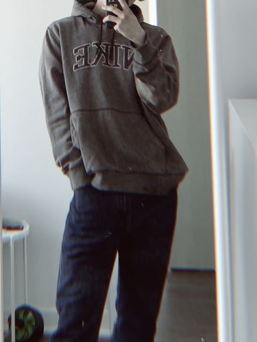Customer photo review of Nike Spellout Distressed Hoodie Size XL