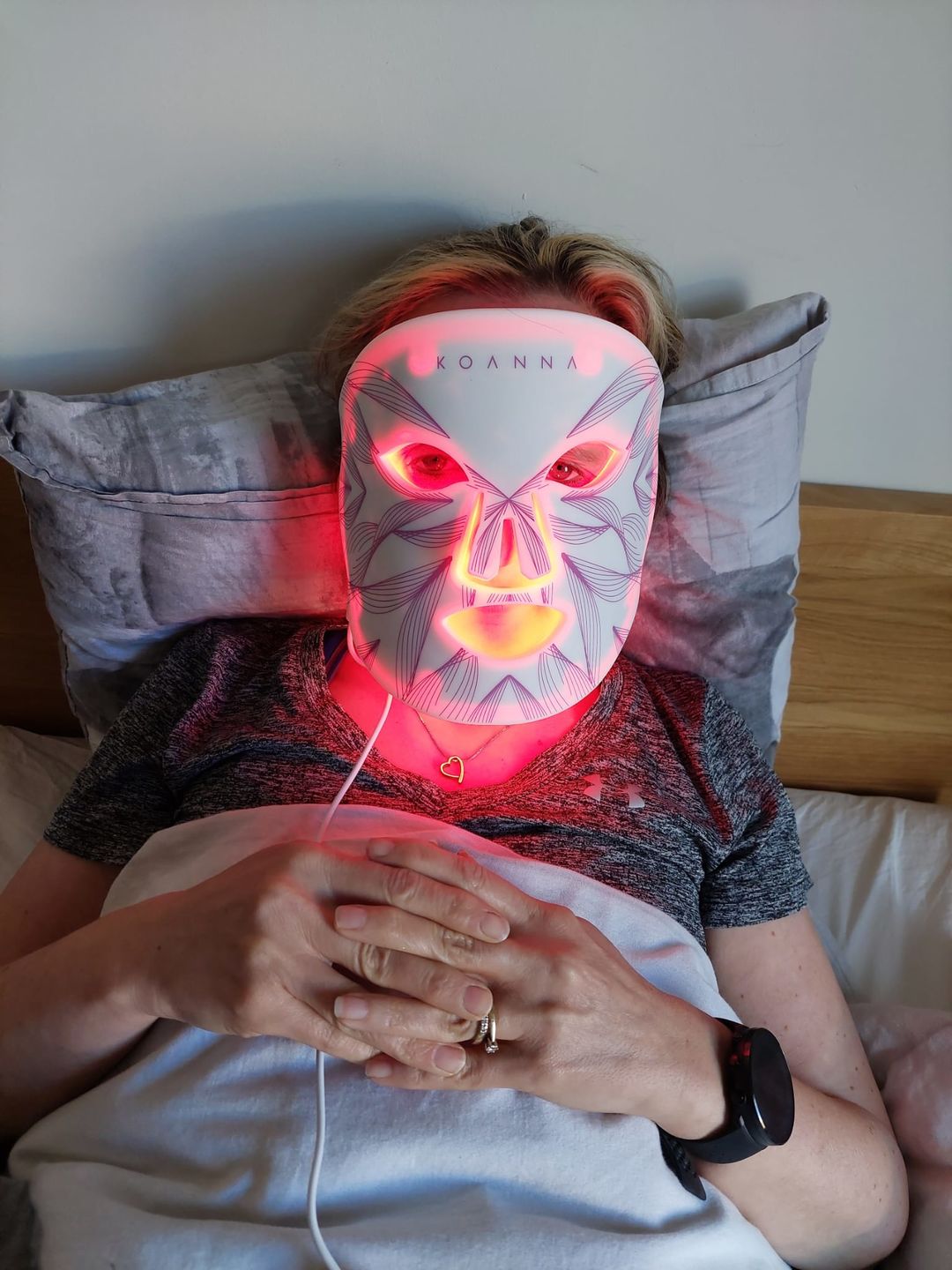 Customer photo review of LED Light Therapy Mask