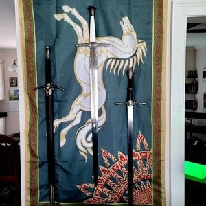 Customer photo review of LOTR Rohan Horse Flag