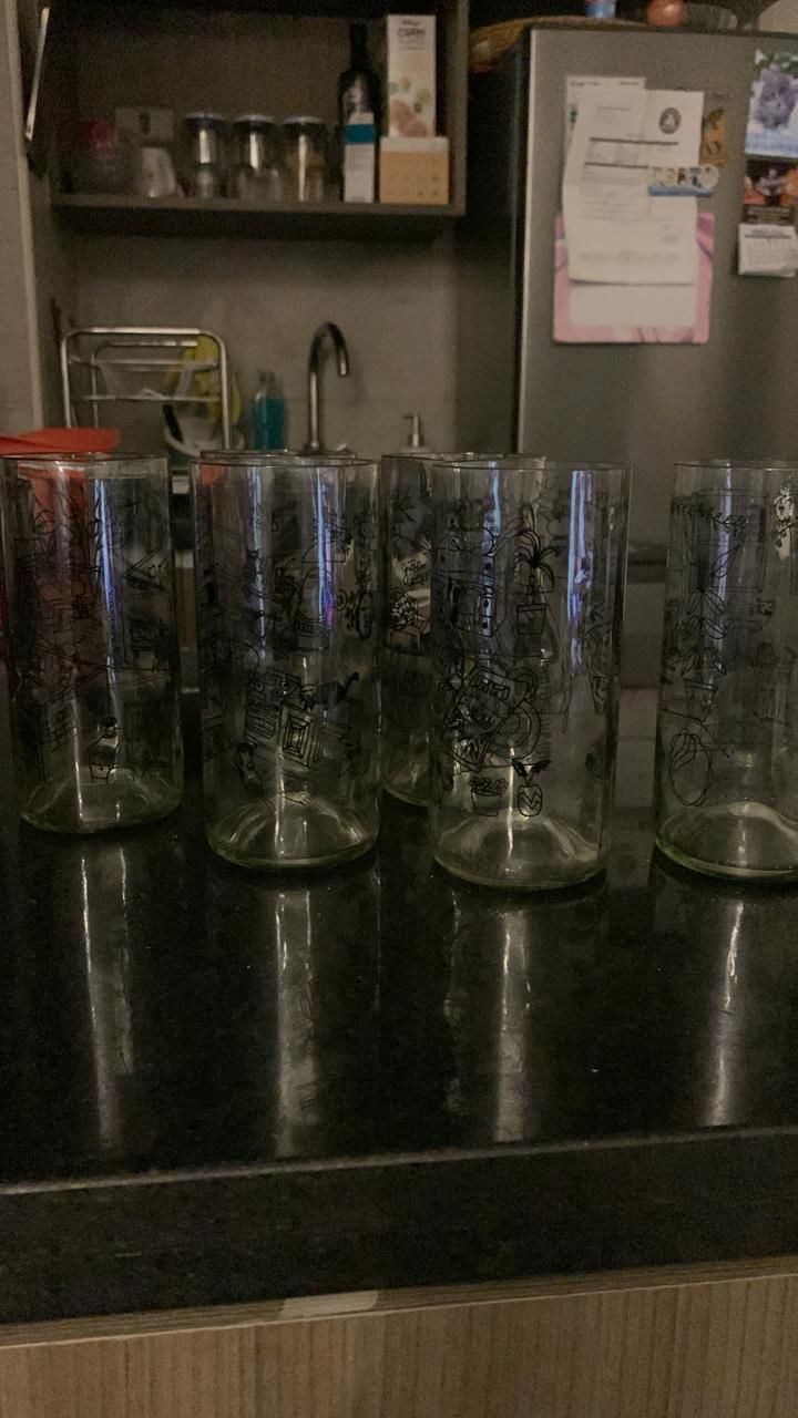 Customer photo review of Cat Lover Juego de 6 Vasos Gatunos 500ML