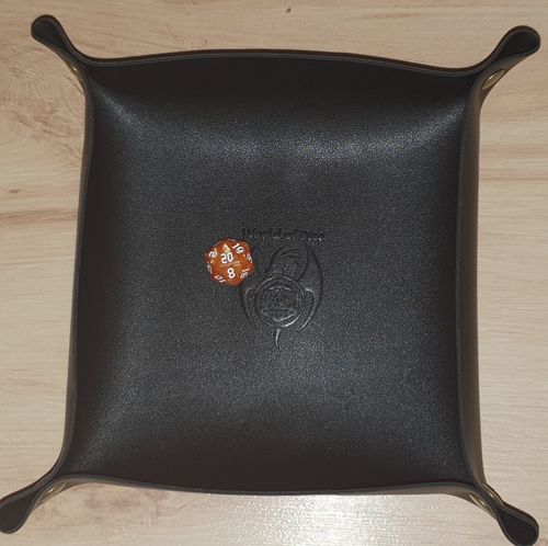 Customer photo review of Würfelteller Kunstleder schwarz