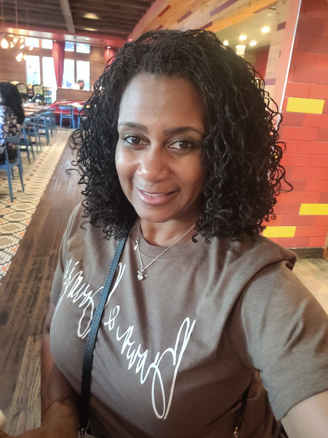Customer photo review of Brown & Bougie