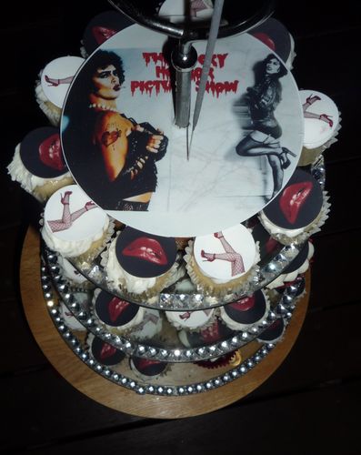 Customer photo review of 30 x 3.8 cm Small Cupcake Custom Edible Icing Images