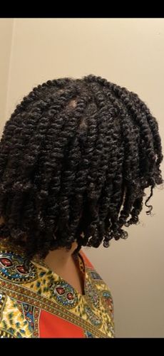 Customer photo review of Mama's Green Thumb - Hemp Growth Oil 4oz