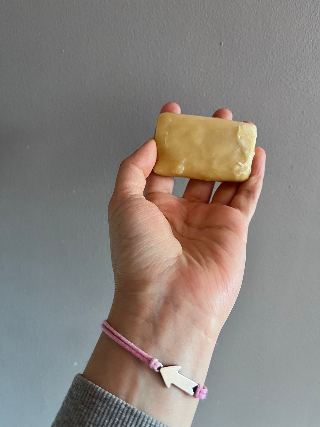 Customer photo review of Mayan Honey Facial Soap / Jabón Facial de Miel Maya