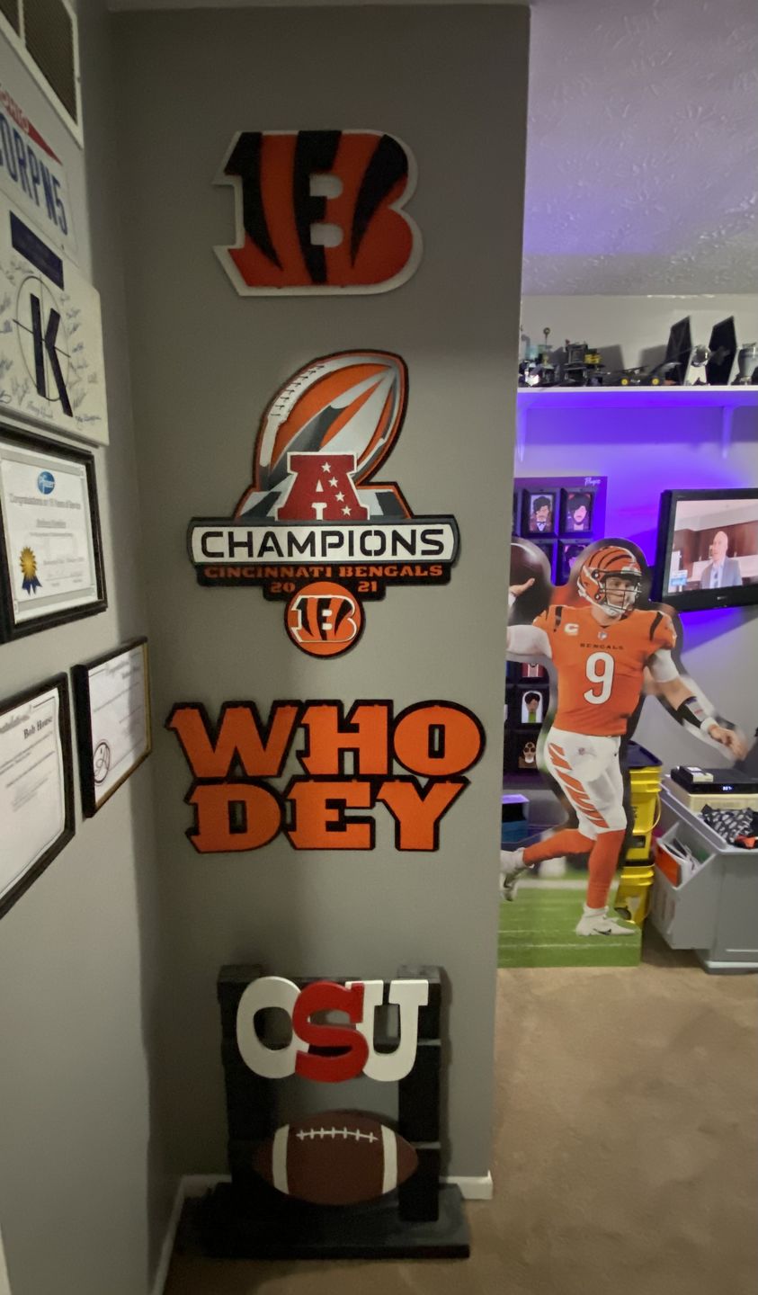 Customer photo review of Cincinnati Bengals "WHO DEY" 3D Vintage Metal Wall Art