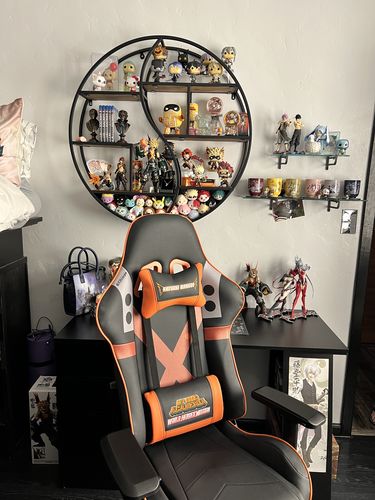 Customer photo review of Katsuki Bakugo Gaming Chair - My Hero Academia: World Heroes’ Mission