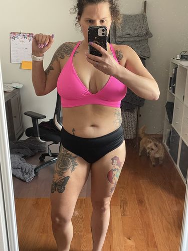 Customer photo review of 'Uplift' Plunging Bikini Top