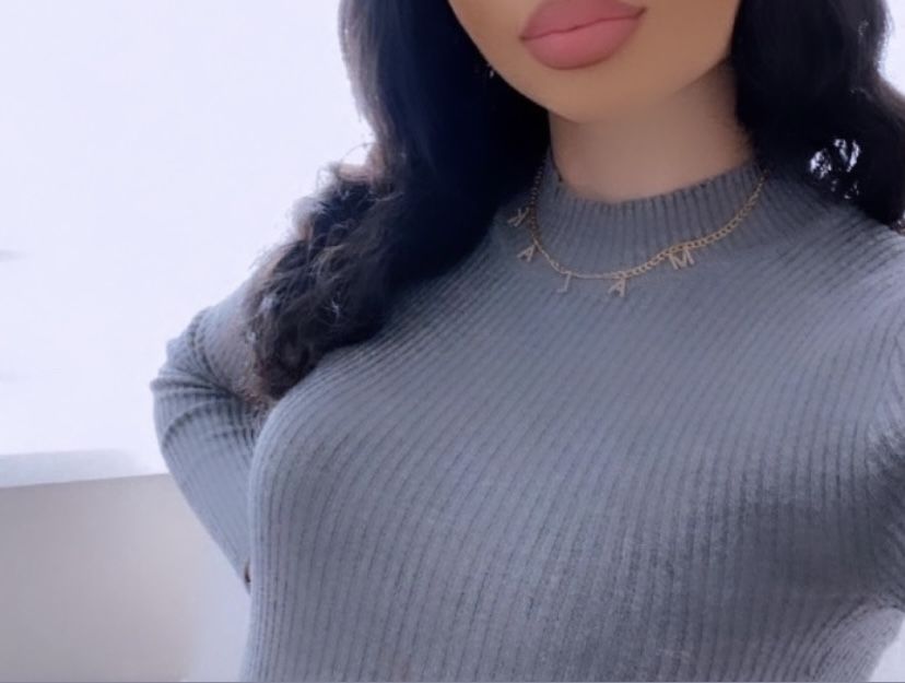 Customer photo review of Namenskette | 18K vergoldet