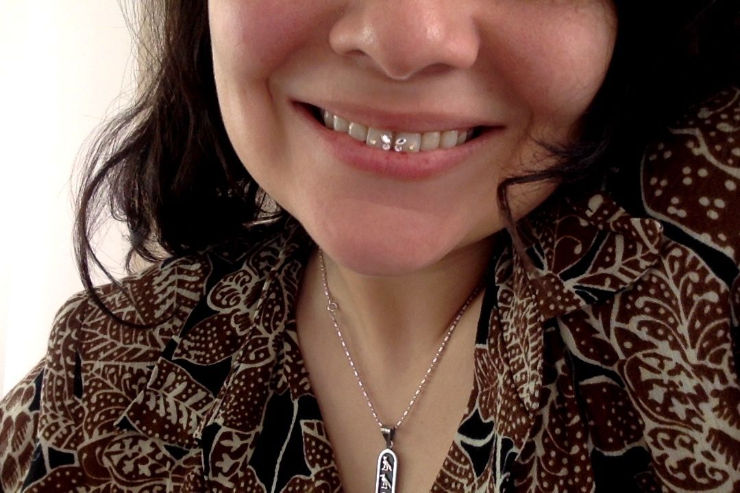 Customer photo review of Round w. Diamond 0.01 ct 22-karat gold