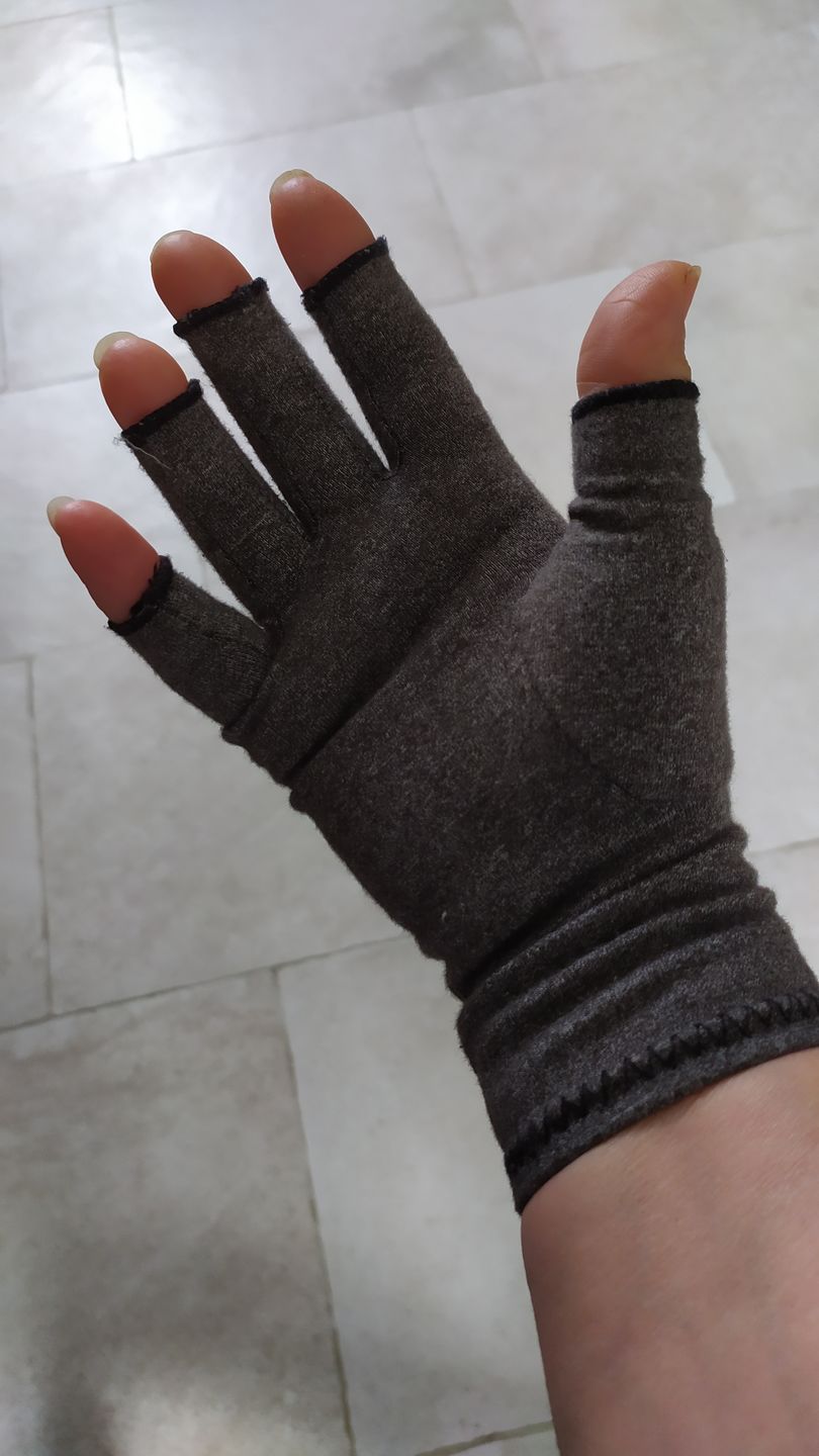 Customer photo review of Gants de compression anti-douleurs