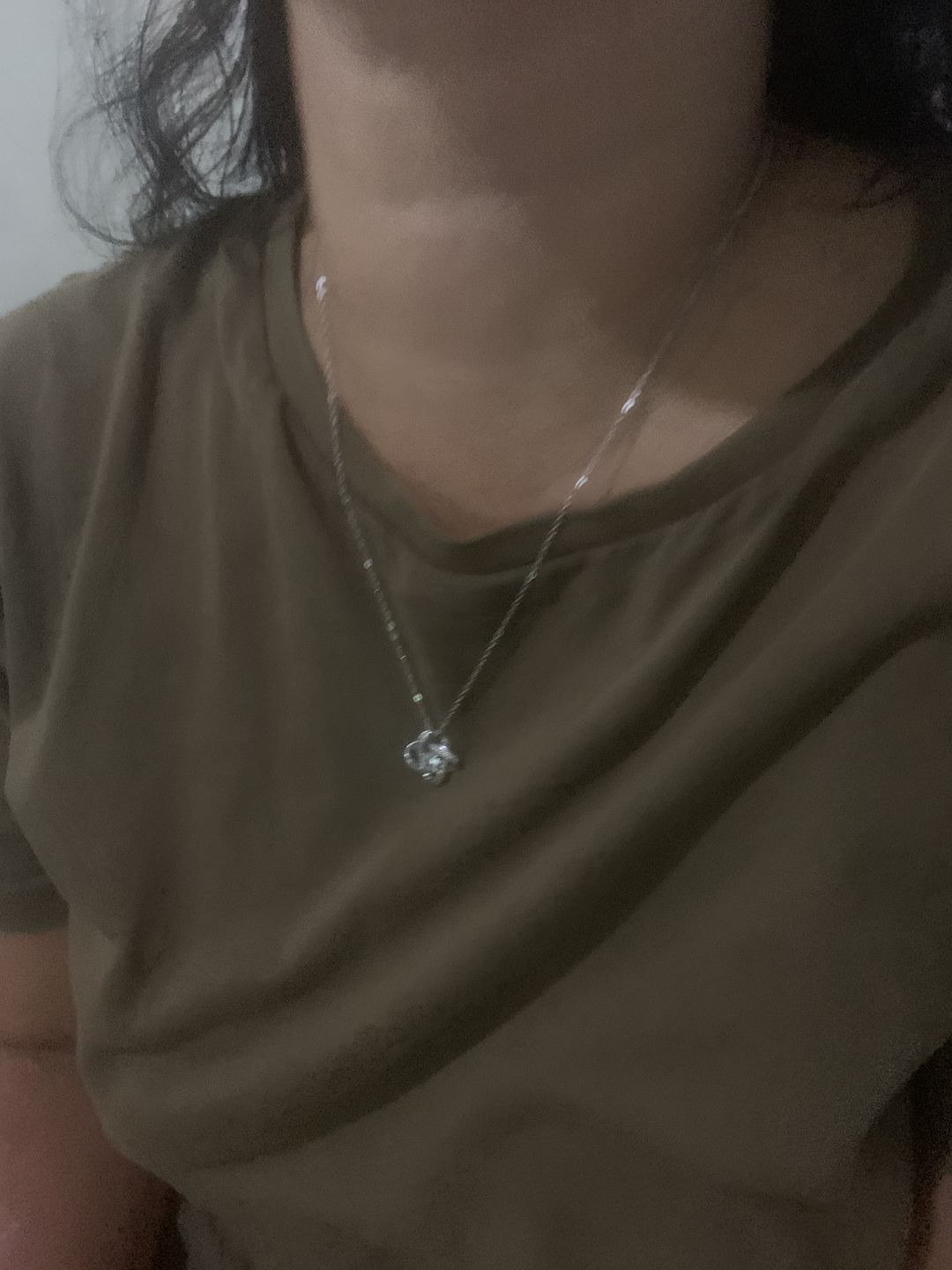 Customer photo review of "To my Soulmate" - Silver Love knot necklace