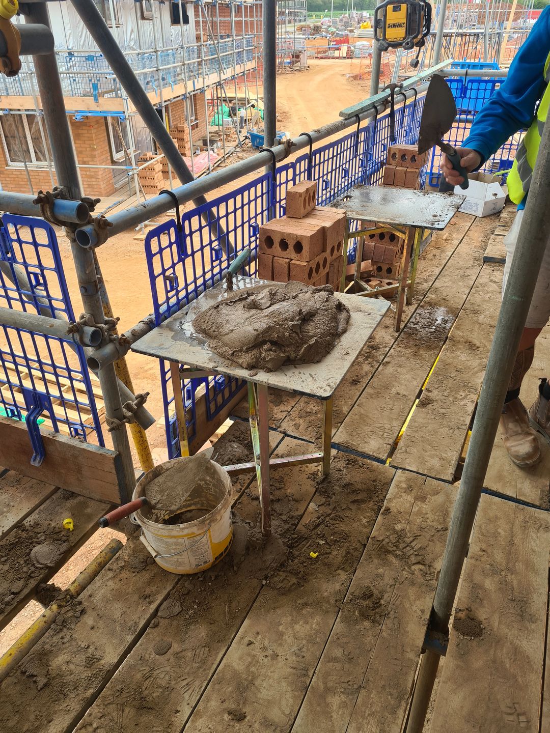 Customer photo review of Zinc Plated Mortar / Spot Board Stand - without feet