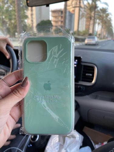 Customer photo review of iPhone Silicone Case (Glacier Blue)