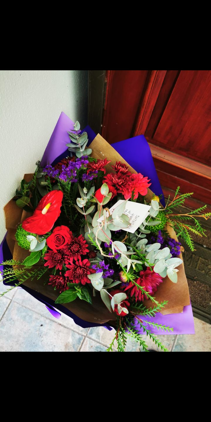 Customer photo review of Seasonal Flower Bunch