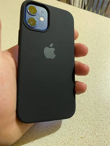 Customer photo review of iPhone Silicone Case (Black)