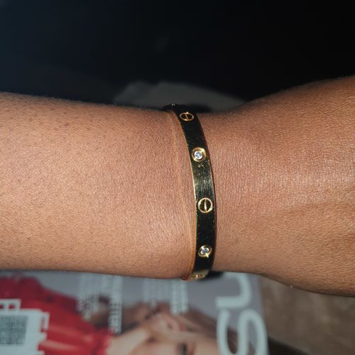 Customer photo review of Best Clone Replica Cartier Love Bracelet For Men and Women B6035516 | Newest Version