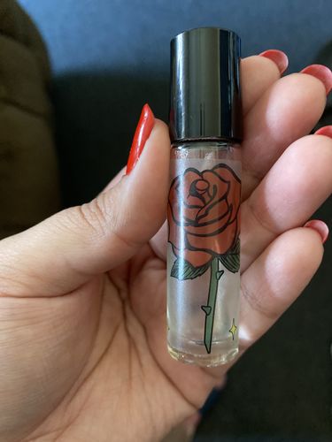 Customer photo review of La Flor Rose Oil
