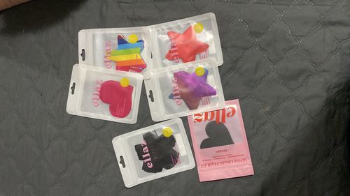 Customer photo review of 5 Pairs Satin Pink Hearts