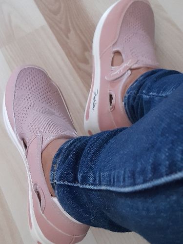 Customer photo review of Women's Spring Platform Casual Sneakers