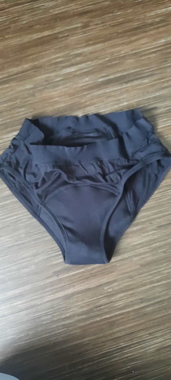 Customer photo review of Culotte Menstruelle Ados Léa