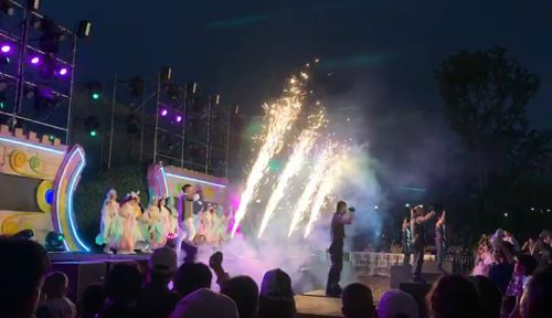 Customer photo review of MOKA SFX MK-E16 DMX Control High PowerCold Spark Machine