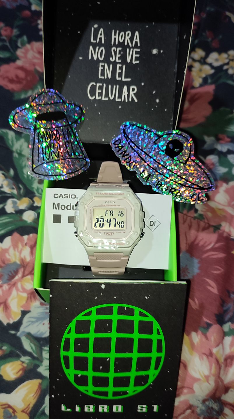 Customer photo review of Reloj Casio Vintage W-218HC-4A2VDF Rosado Suave