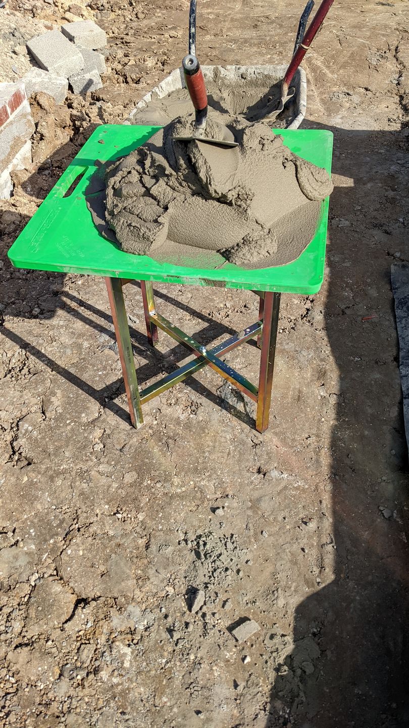 Customer photo review of Zinc Plated Mortar / Spot Board Stand - without feet
