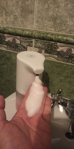 Customer photo review of Foam Liquid Soap Dispenser Automatic Soap Dispensers for Bathroom Touchless Dish Soap Dispenser Electric Hand Free Soap Pump