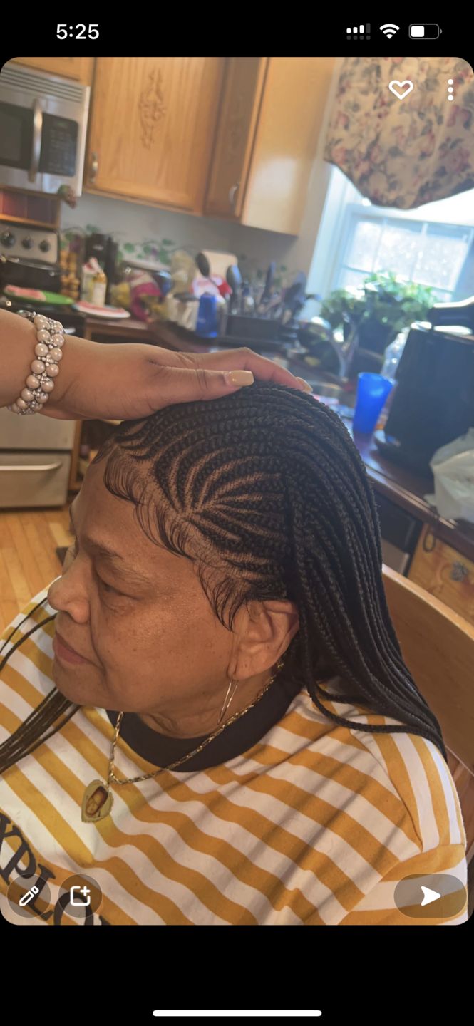 Customer photo review of Cornrow Braids 13x4 Lace Front - Wig Fab