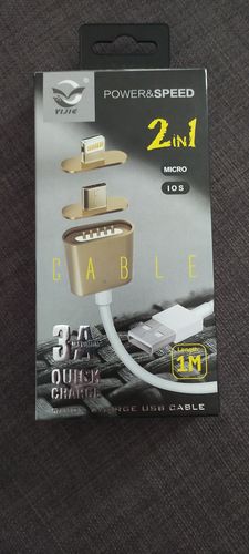 Customer photo review of Doppio Cavo 2 in 1 con calamita